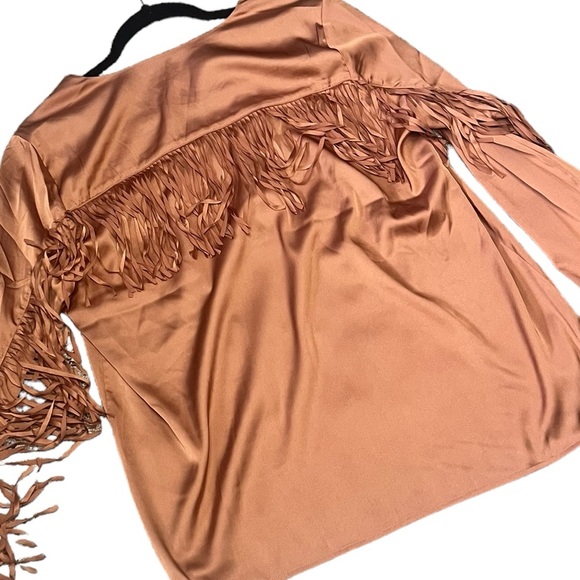 NWOT Boston Proper Satin Fringe Top - Picture 4 of 7